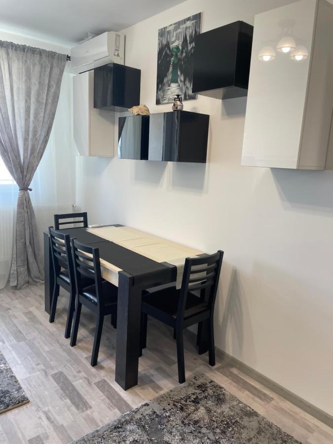 Iany Residence Navodari Luaran gambar