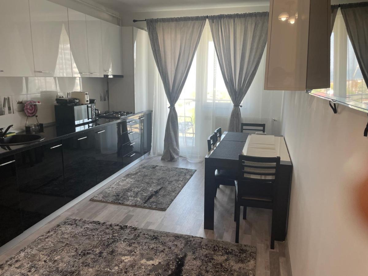 Iany Residence Navodari Luaran gambar